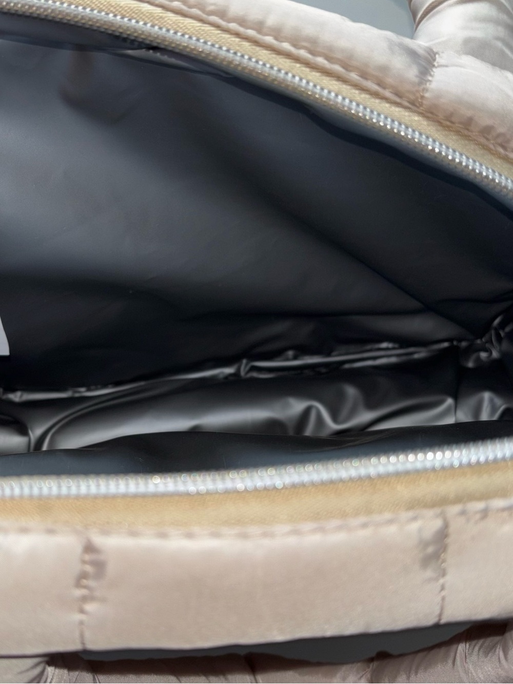 JESSICA SIMPSON BAGS - Picture 9 of 10